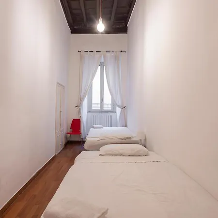 Piazza Navona Charming Large Apartment
